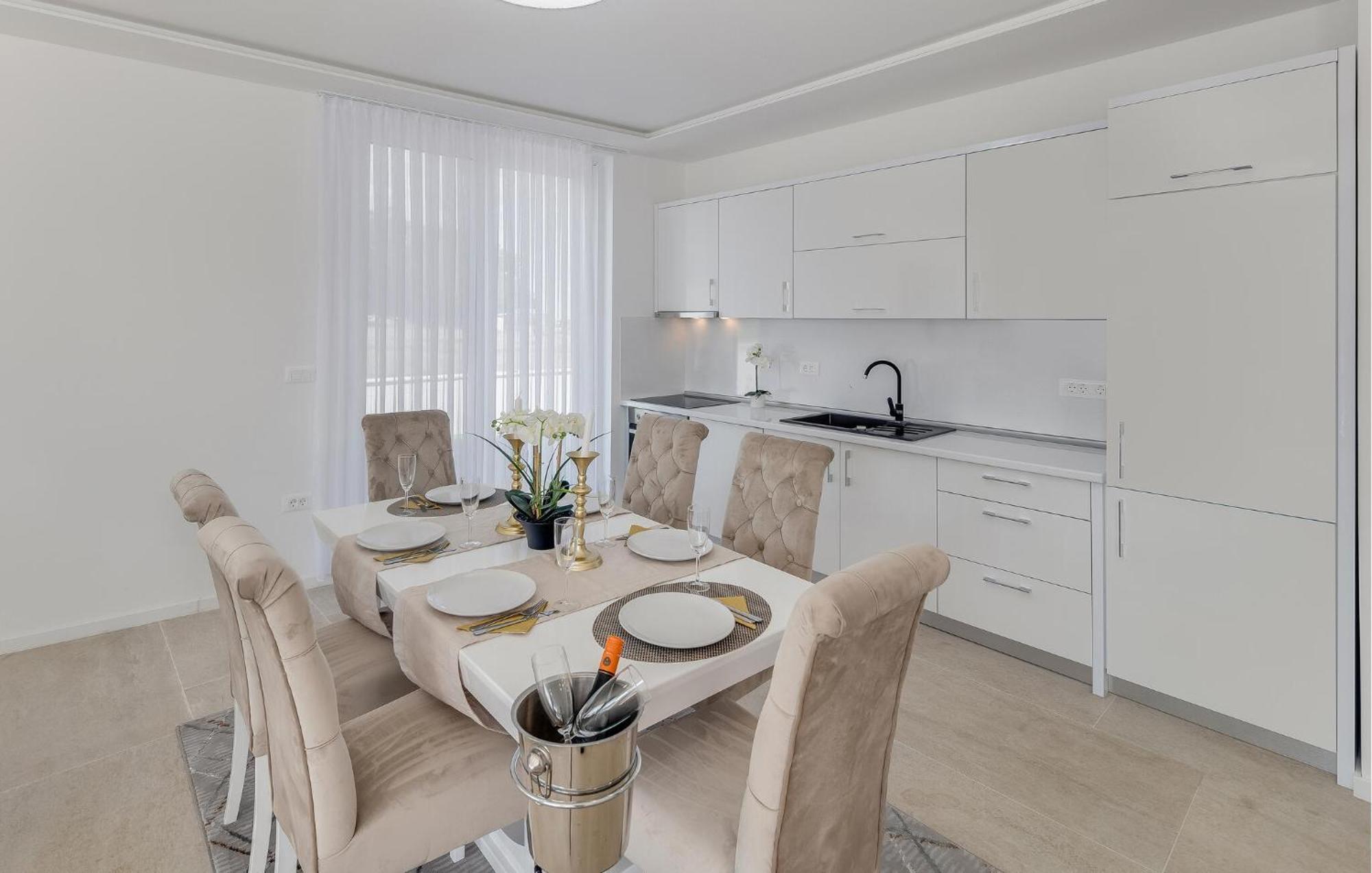 In Vrvari With Wifi Holiday home